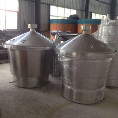 山東批量生產(chǎn)不銹鋼白酒儲(chǔ)存罐 白酒釀酒設(shè)備 果酒葡萄酒緩存罐 白酒儲(chǔ)存成品罐